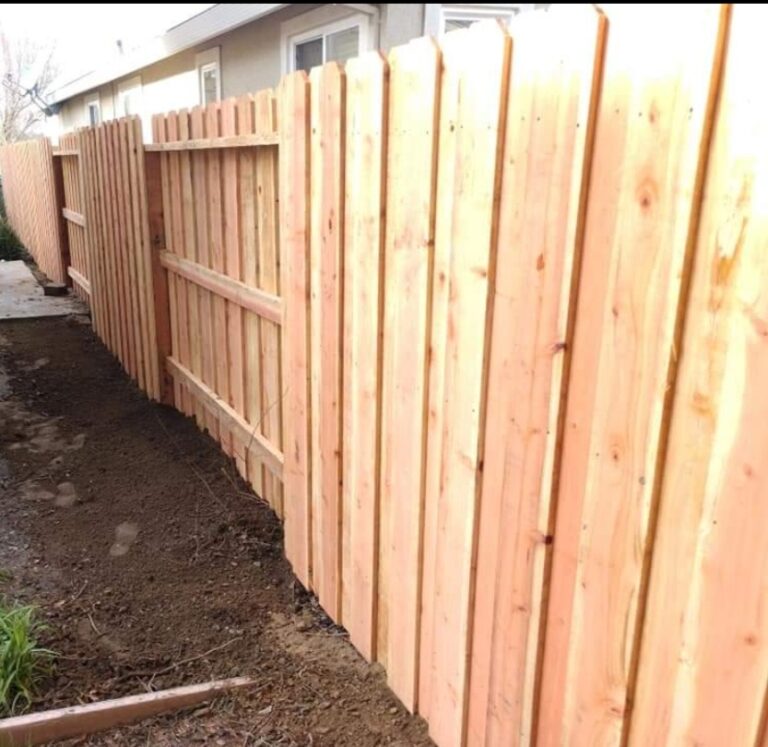 6' good neighbor redwood fence