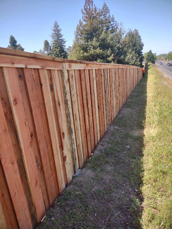 privacy top cap red wood fence